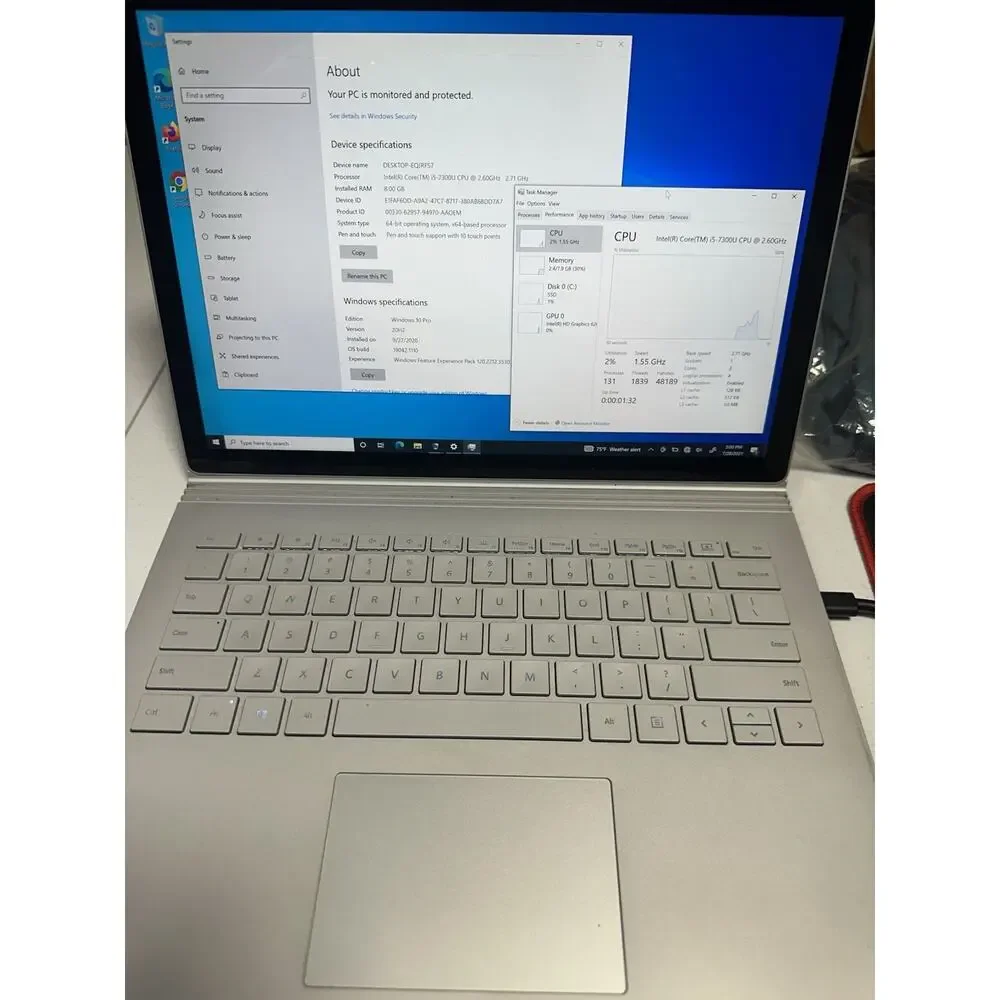 Microsoft SURFACE BOOK 2 Core i5-7300U 8GB RAM 128GB SSD W10 - For Parts